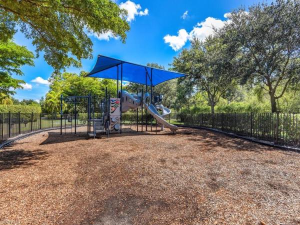 9950 Chiana Cir, Fort Myers, Florida 33905, image 1