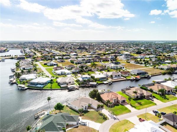 Cape Coral, 3302 2nd Ter, Cape Coral, Florida 33993, image 3