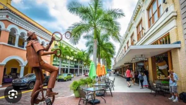 1661 Coronado Rd, Fort Myers, Florida 33904, image 2