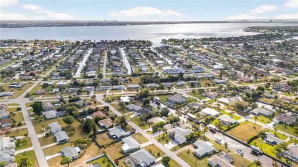 Yacht Club, 5228 Tower Dr, Cape Coral, Florida 33904, image 2