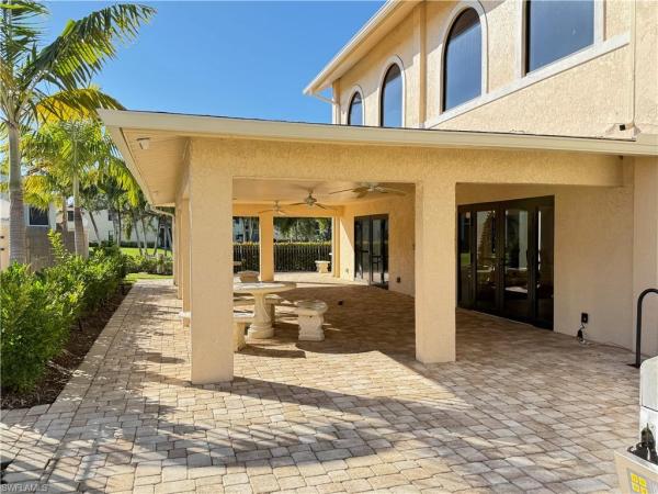 The Club At Crystal Lake, 8382 Charter Club Cir #9, Fort Myers, Florida 33919, image 3