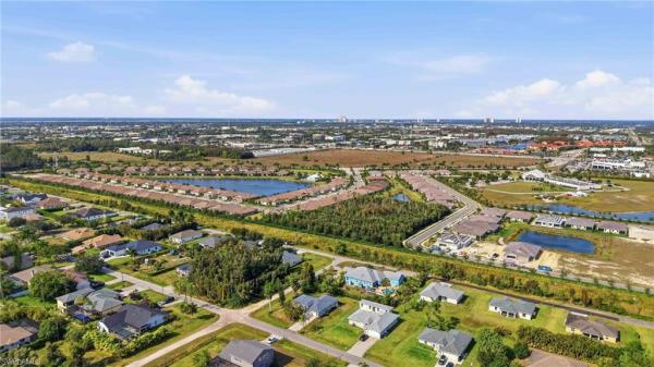 Florimond Manor, 6801 Babcock St, Fort Myers, Florida 33966, image 2