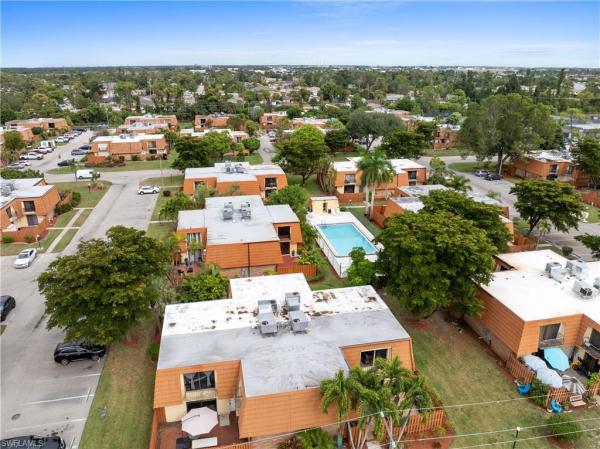 Parkwoods, 1702 Park Meadows Dr #1, Fort Myers, Florida 33907, image 2