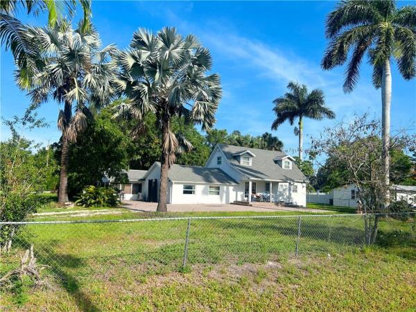North Fort Myers, 2861 2nd St, North Fort Myers, Florida 33917, image 3