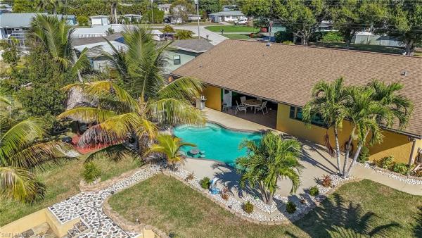Port Edison, 1383 Harbor View Dr, North Fort Myers, Florida 33917, image 2
