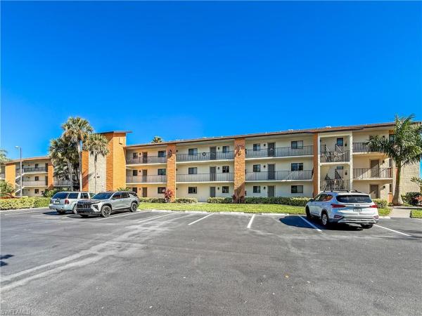 Bay Pointe Yacht & Racquet Club, 16200 Bay Pointe Blvd #106, North Fort Myers, Florida 33917, image 3
