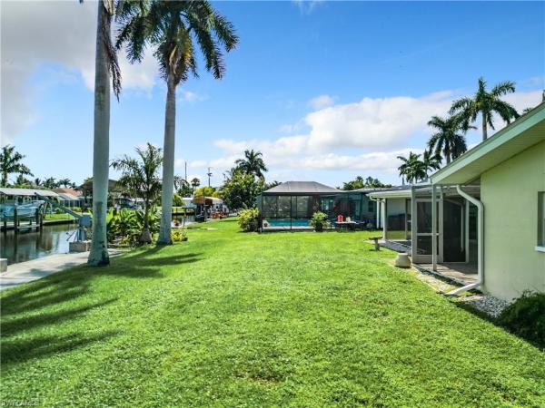 Cape Coral, 5249 Sunset Ct, Cape Coral, Florida 33904, image 3