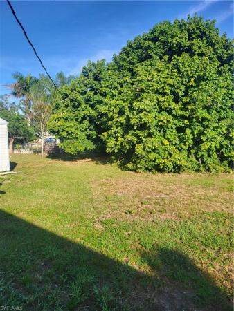 Maravilla Circle, 2027 Maravilla Cir, Fort Myers, Florida 33901, image 1