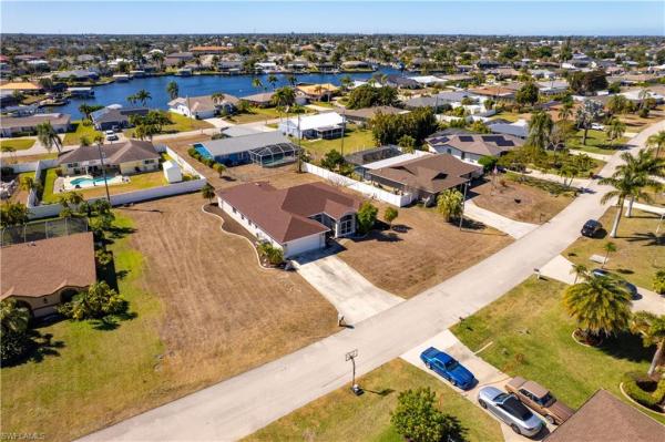 Cape Coral Residential, 3908 SE 2nd Ave, Cape Coral, Florida 33904, image 3