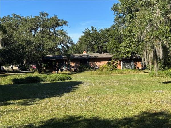 Berts Tropical Gardens, 67 E Mariana Ave #, North Fort Myers, Florida 33917, image 3