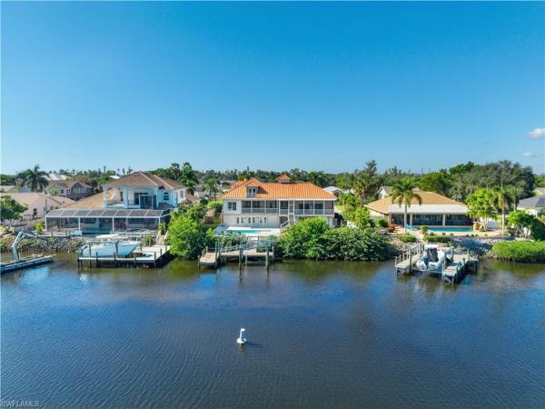 Island Park Woodlands, 17539 Boat Club Dr, Fort Myers, Florida 33908, image 1