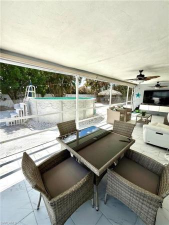Lehigh Acres, 1410 S Caywood Cir, Lehigh Acres, Florida 33936, image 2