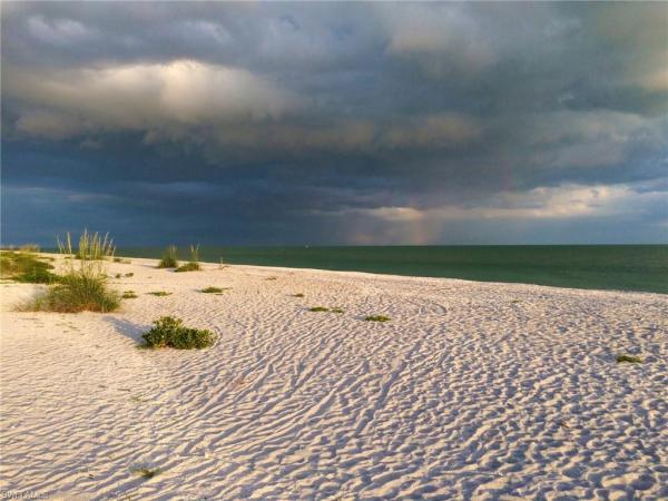 Metes & Bounds, 400 Rabbit Rd, Sanibel, Florida 33957, image 2