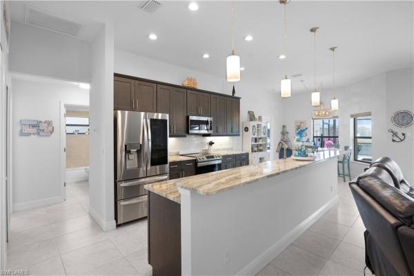 Cape Coral Residential, 164 SE 23rd St, Cape Coral, Florida 33990, image 2