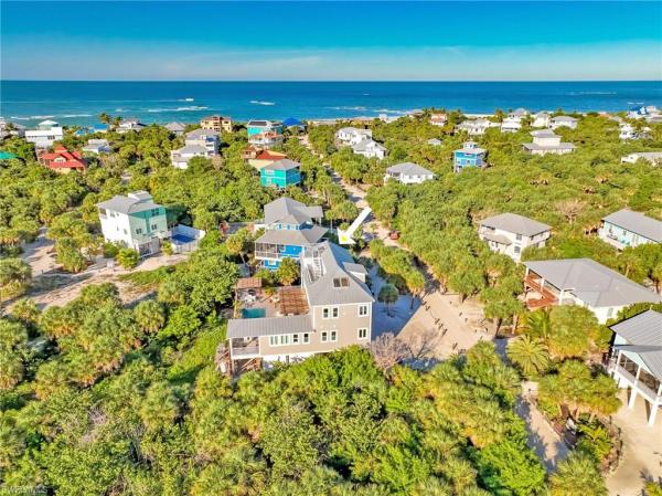 Castaway Key, 4491 Cutlass Dr, Upper Captiva, Florida 33924, image 1