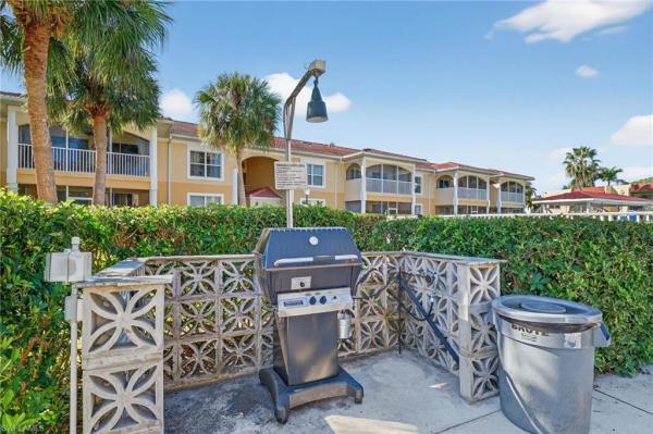 Maple Gardens, 12501 Mcgregor Blvd #28, Fort Myers, Florida 33919, image 1