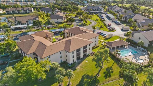 The Club At Crystal Lake, 8430 Charter Club Cir #14, Fort Myers, Florida 33919, image 2