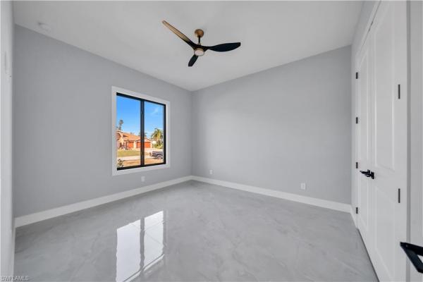 Cape Coral, 129 33rd Pl, Cape Coral, Florida 33991, image 2