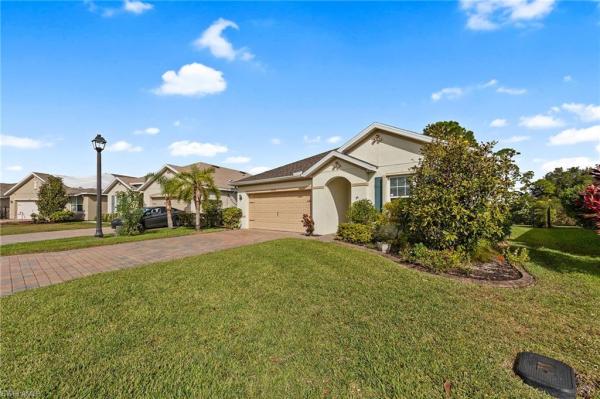 Marblebrook, 10528 Canal Brook Ln, Lehigh Acres, Florida 33936, image 3