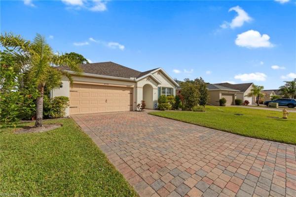 Marblebrook, 10528 Canal Brook Ln, Lehigh Acres, Florida 33936, image 2