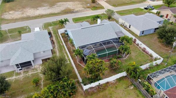 Cape Coral Residential, 723 9th Ave, Cape Coral, Florida 33990, image 2