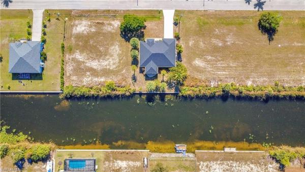 2707 6th St, Cape Coral, Florida 33993, image 1