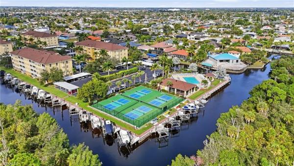 Island Cove Of Cape Coral, 1781 Four Mile Cove Pkwy #145, Cape Coral, Florida 33990, image 2