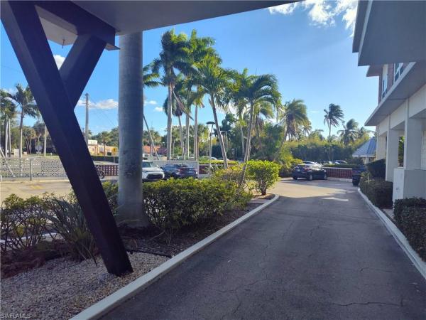 First Harbour Tower, 2350 W First St #203, Fort Myers, Florida 33901, image 1