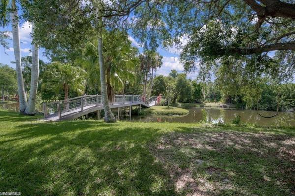 Kings Bay Estates, 17226 Castleview Dr, North Fort Myers, Florida 33917, image 2