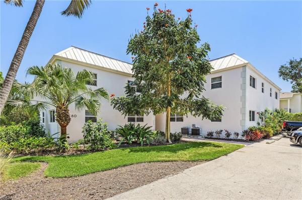 Twin Palms At Olde Naples, 780 S 10th Ave #4, Naples, Florida 34102, image 2