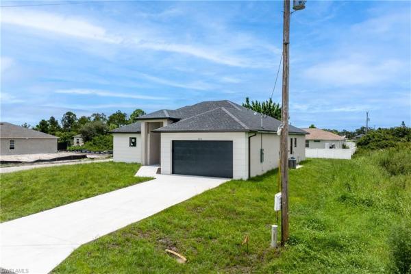 Lehigh Acres, 3318 SW 30th St, Lehigh Acres, Florida 33976, image 2