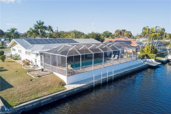 North Fort Myers No HOA, 4556 Vinewood Cir, North Fort Myers, Florida 33903, image 2