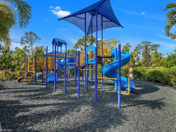 Entrada, 3313 Acapulco Cir, Cape Coral, Florida 33909, image 2