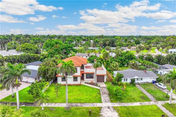 1358 Hopedale Dr, Fort Myers, Florida 33919, image 1