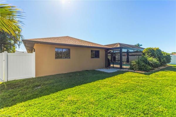 Cape Coral, 1425 21st Ter, Cape Coral, Florida 33990, image 3