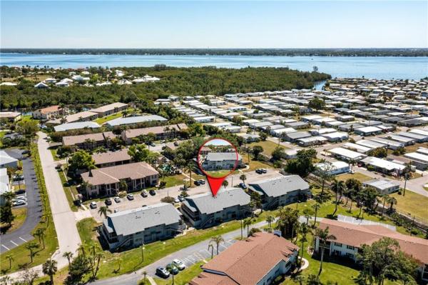 Foxmoor Village, 5755 Foxlake Dr #G, North Fort Myers, Florida 33917, image 3