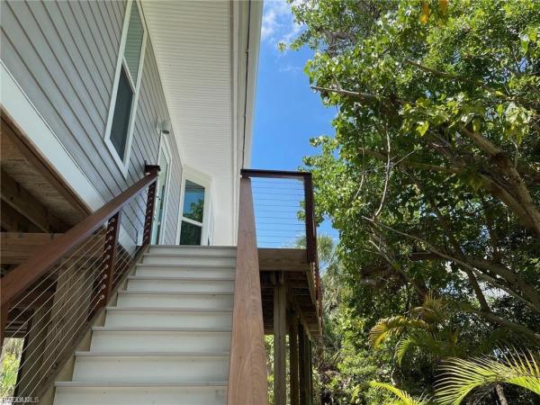 Beach Villas Of Upper Captiva, 640 Gulf Ln #3, Upper Captiva, Florida 33924, image 2