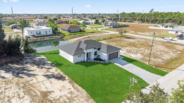 Cape Coral Residential, 1504 NW 25th St, Cape Coral, Florida 33993, image 2