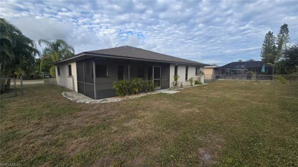 Cape Coral Residential, 1012 SE 42nd Ln, Cape Coral, Florida 33904, image 2