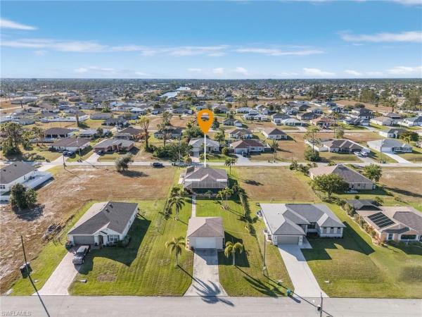 Cape Coral Residential, 2525 19th Pl, Cape Coral, Florida 33993, image 2