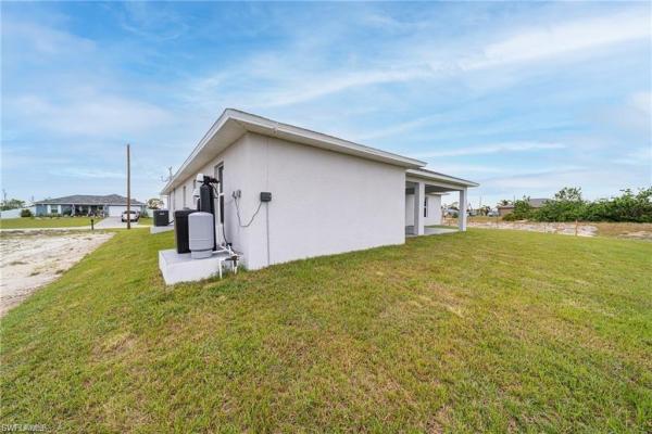 Cape Coral, 317 NW 13th Ter, Cape Coral, Florida 33993, image 1