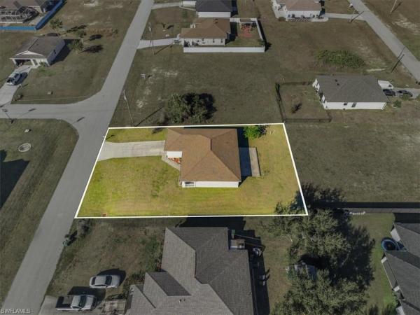 Cape Coral Residential, 2009 NW 3rd Ave, Cape Coral, Florida 33993, image 2
