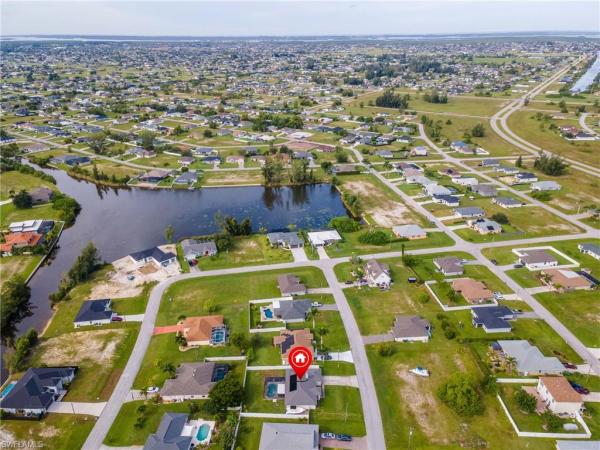 Cape Coral Residential, 1910 14th Ter, Cape Coral, Florida 33993, image 2