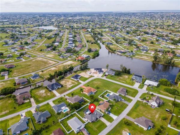 Cape Coral Residential, 1910 14th Ter, Cape Coral, Florida 33993, image 1