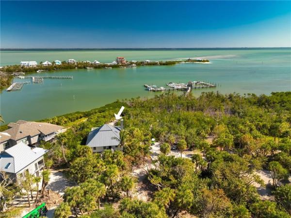 Safety Harbor Club, 4490 Harbor Bend Dr, Upper Captiva, Florida 33924, image 2