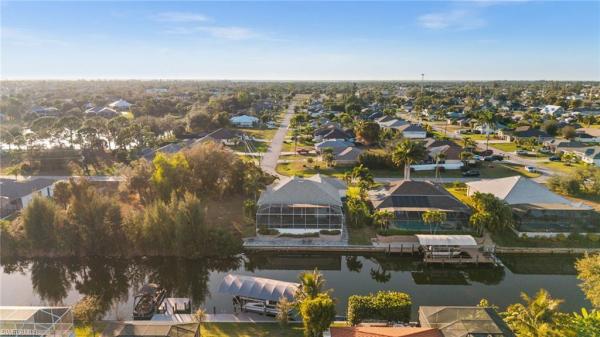 Cape Coral Residential, 1729 SW 17th Pl, Cape Coral, Florida 33991, image 2