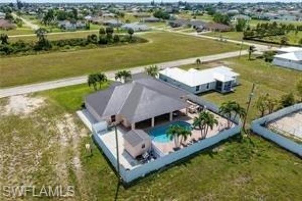 Cape Coral, 831 23rd Ter, Cape Coral, Florida 33909, image 3