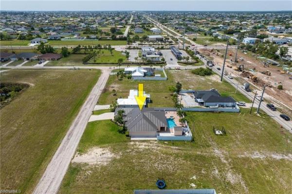 Cape Coral, 831 23rd Ter, Cape Coral, Florida 33909, image 2