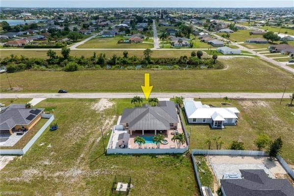 Cape Coral, 831 NE 23rd Ter, Cape Coral, Florida 33909, image 1