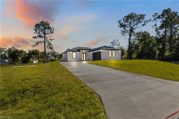 Lehigh Acres, 714 Hamilton Ave, Lehigh Acres, Florida 33972, image 1